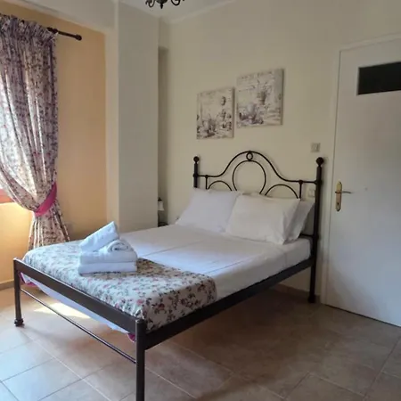 Triantafillies Traditional Hotel Portariá