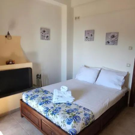 Triantafillies Traditional 3* Portariá