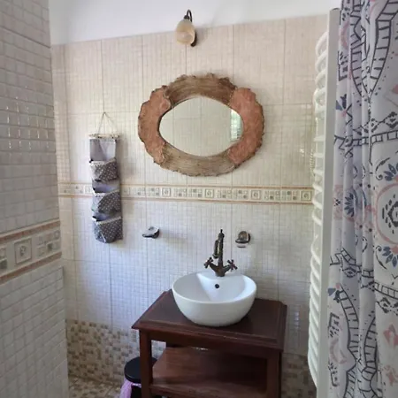 Triantafillies Traditional Hotel