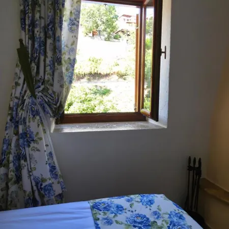 Triantafillies Traditional Hotel