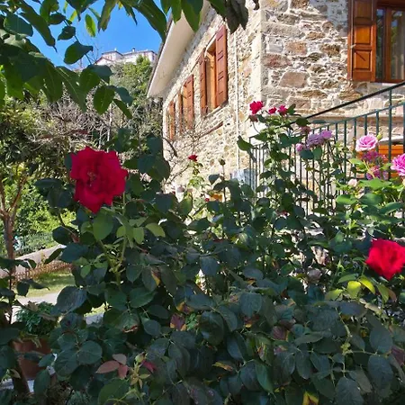 Triantafillies Traditional Hotel 3*