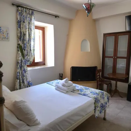 Triantafillies Traditional Hotel Portariá